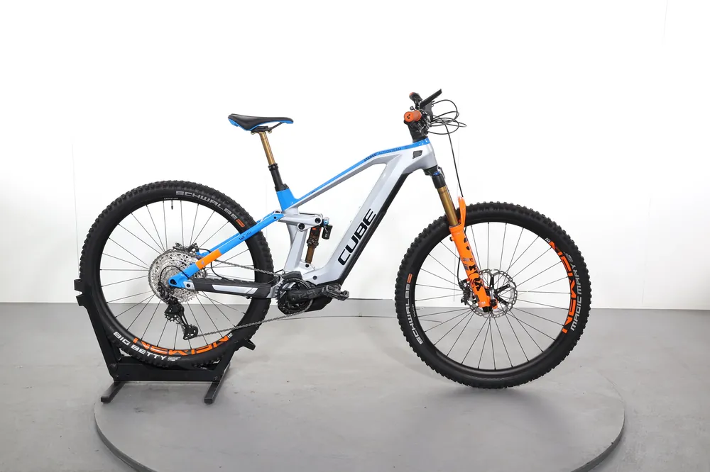 Veilige Betaling Cube Stereo Hybrid 140 Hpc Actionteam 625 29